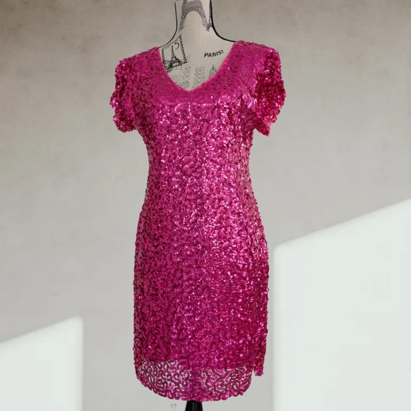 Hot pink sequin cocktail party dress - Picture 2 of 6